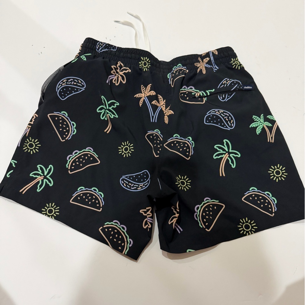 Chubbies Men’s Black Tropical Taco Print Shorts M - Picture 3 of 5